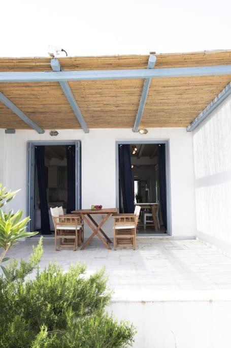 Beachfront 2Br Apartment - Free Parking リバディオン エクステリア 写真
