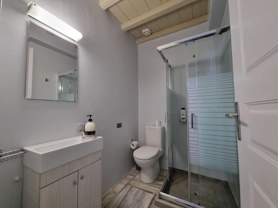 Beachfront 2Br Apartment - Free Parking リバディオン エクステリア 写真